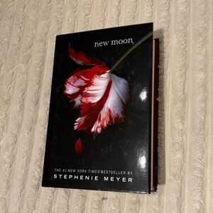 Twilight New Moon Hardcover Book